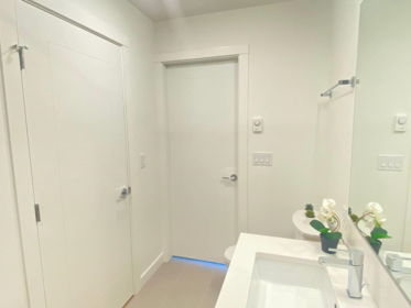 Primary Bathroom Photo of 508 723 Grover Avenue, Coquitlam, BC
