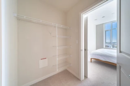 Primary Bathroom Photo of 1705 7368 Gollner Avenue, Richmond, BC