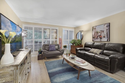 202 9300 Glenacres Drive, Richmond, BC, Saunders — 1 bed apartment/condo for sale