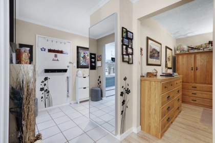 202 9300 Glenacres Drive, Richmond, BC