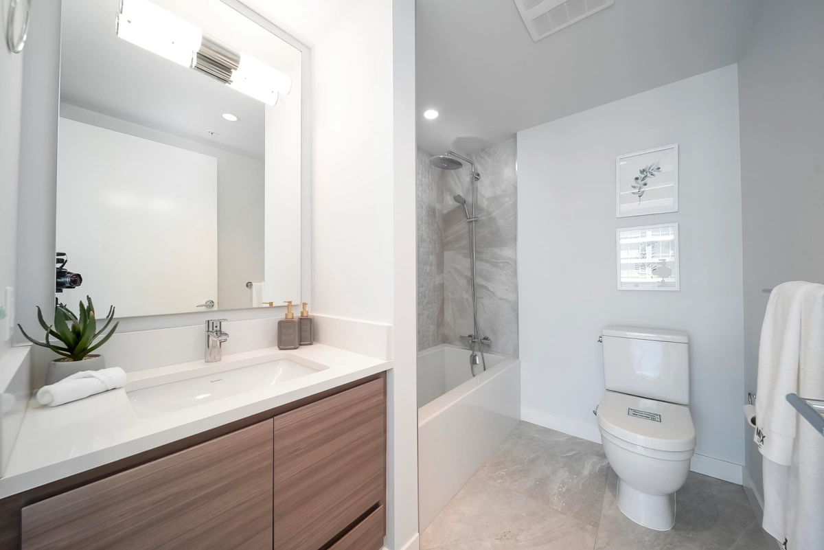 Loft / Bonus Room Photo of 1006 6833 Buswell Street, Richmond, BC