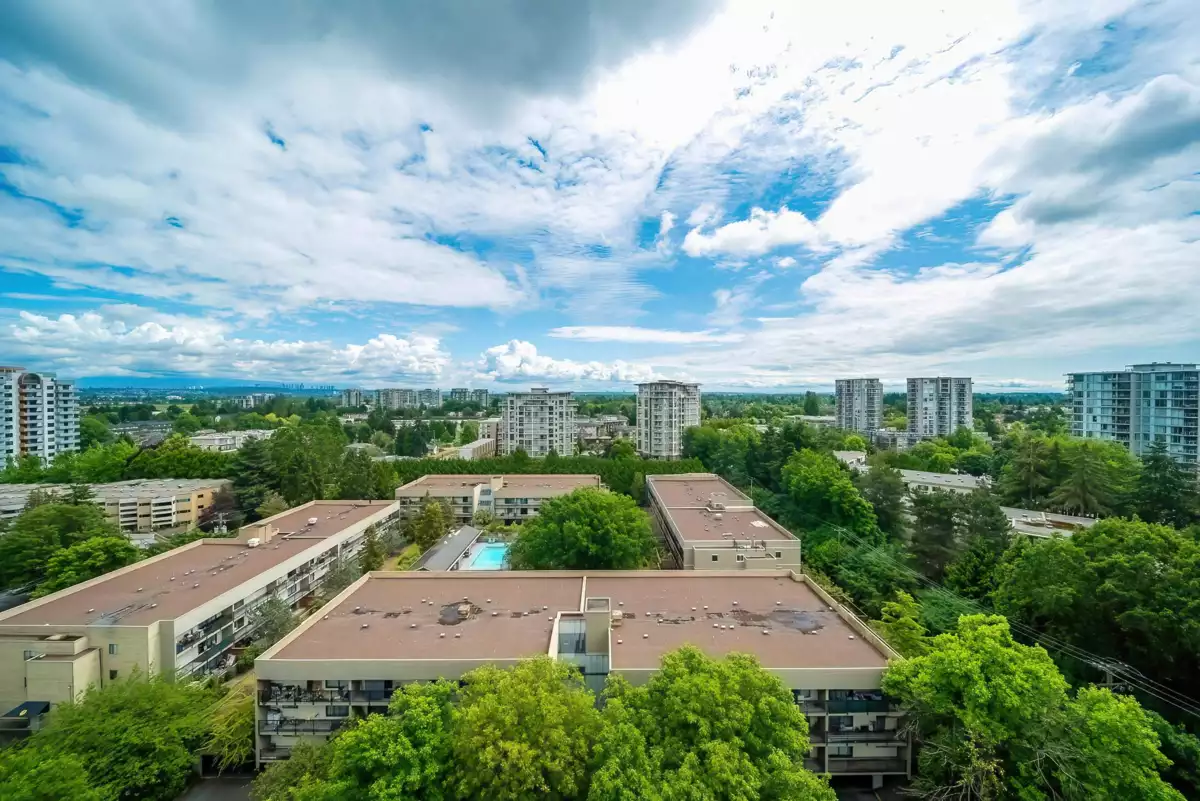 Mudroom Photo of 1006 6833 Buswell Street, Richmond, BC