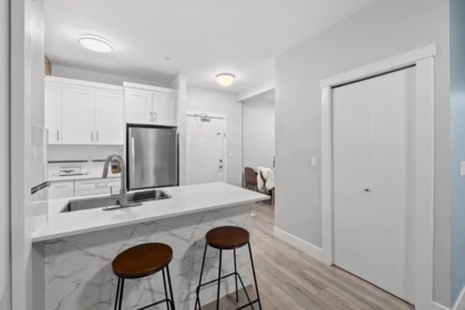 Kitchen Island Photo of 306 22577 Royal Crescent, Maple Ridge, BC