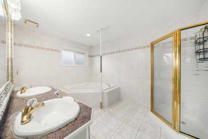 Guest Bathroom Photo of 11851 Railway Avenue, Richmond, BC