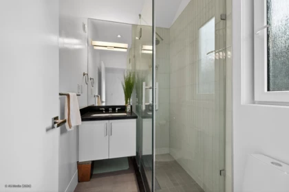 Mudroom Photo of 4350 Locarno Crescent, Vancouver, BC