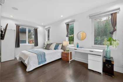 Powder Room Photo of 4350 Locarno Crescent, Vancouver, BC