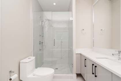 Walk-In Closet Photo of 13955 60  A Avenue, Surrey, BC