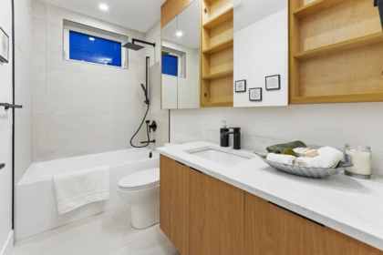 Basement Recreation Room Photo of 1 1322 E 13th Avenue, Vancouver, BC