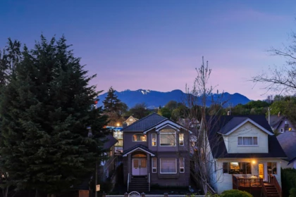 Outdoor Kitchen Photo of 1 1322 E 13th Avenue, Vancouver, BC