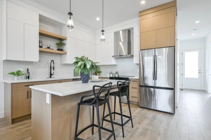 Dining Area Photo of 8050 Wiltshire Boulevard, Delta, BC