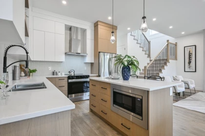 Kitchen Island Photo of 8050 Wiltshire Boulevard, Delta, BC