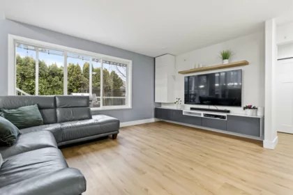 Office / Den Photo of 14737 75 Avenue, Surrey, BC