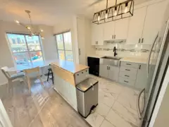 330 528 Rochester Avenue, Coquitlam, BC