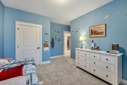 Basement Recreation Room Photo of 308 171 Street, Surrey, BC