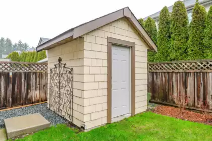 Swimming Pool Photo of 308 171 Street, Surrey, BC
