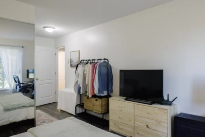 Bedroom 3 Photo of 208 2551 Parkview Lane, Port Coquitlam, BC