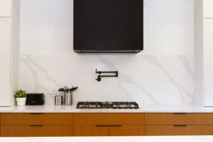 Kitchen Photo of 8 3385 Mamquam Road, Squamish, BC