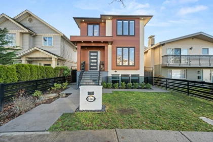 4346 Pender Street, Burnaby, BC, Burnaby — Single Family Residence for sale