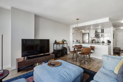 1705 788 Hamilton Street, Vancouver, BC