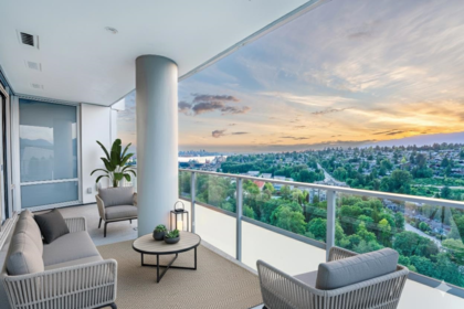 Front exterior of 3101 1500 Fern Street, North Vancouver, BC