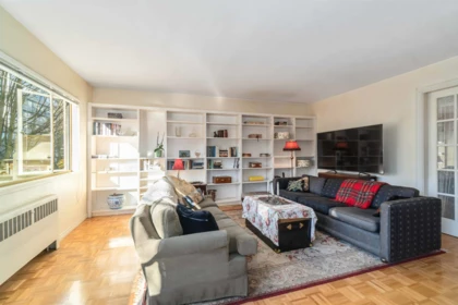 101 1879 Barclay Street, Vancouver, BC
