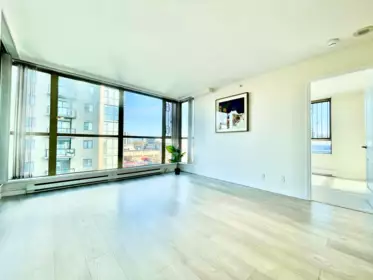 702 6191 Buswell Street, Richmond, BC, Richmond — Apartment/Condo for sale