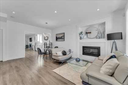 7430 Canada Way, Burnaby, BC