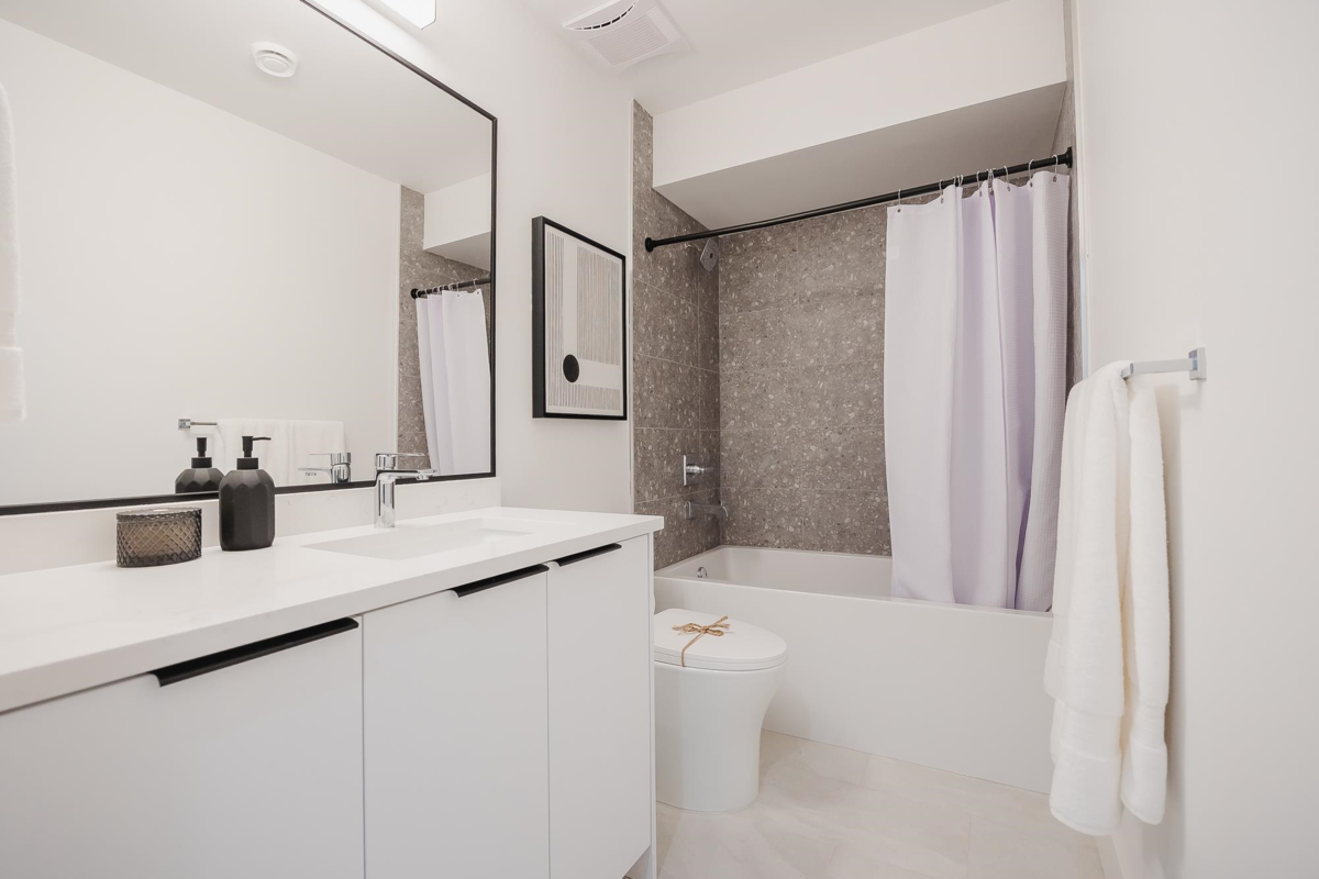 Basement Recreation Room Photo of 19767 75b Avenue, Langley, BC