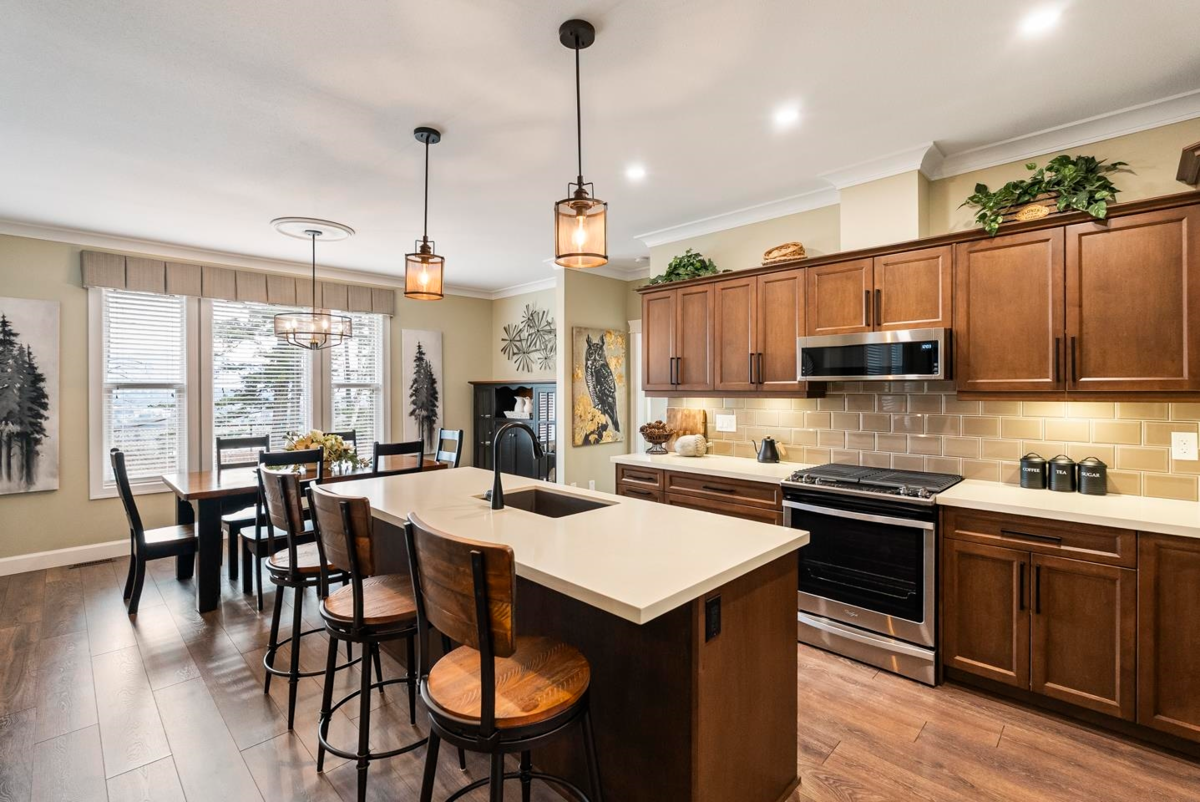 Family Room Photo of 1397 Stromdahl Place, Agassiz, BC