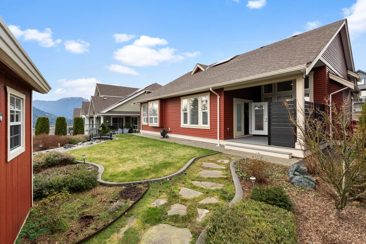 Powder Room Photo of 1397 Stromdahl Place, Agassiz, BC