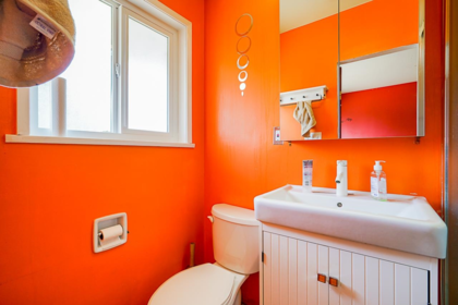 Guest Bathroom Photo of 13792 112 Avenue, Surrey, BC
