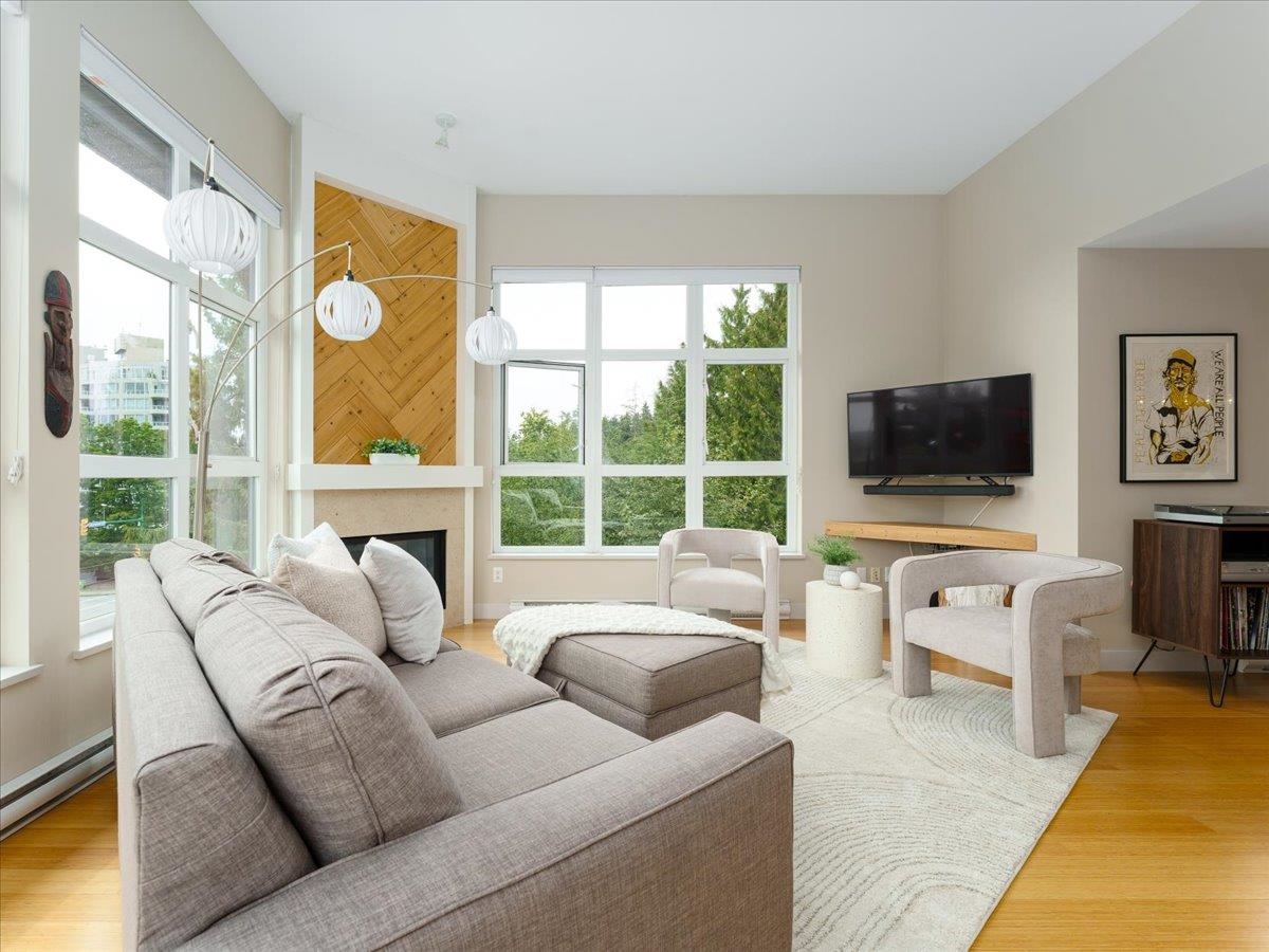 Living Room Photo of 402 3732 Mt Seymour Parkway, North Vancouver, BC