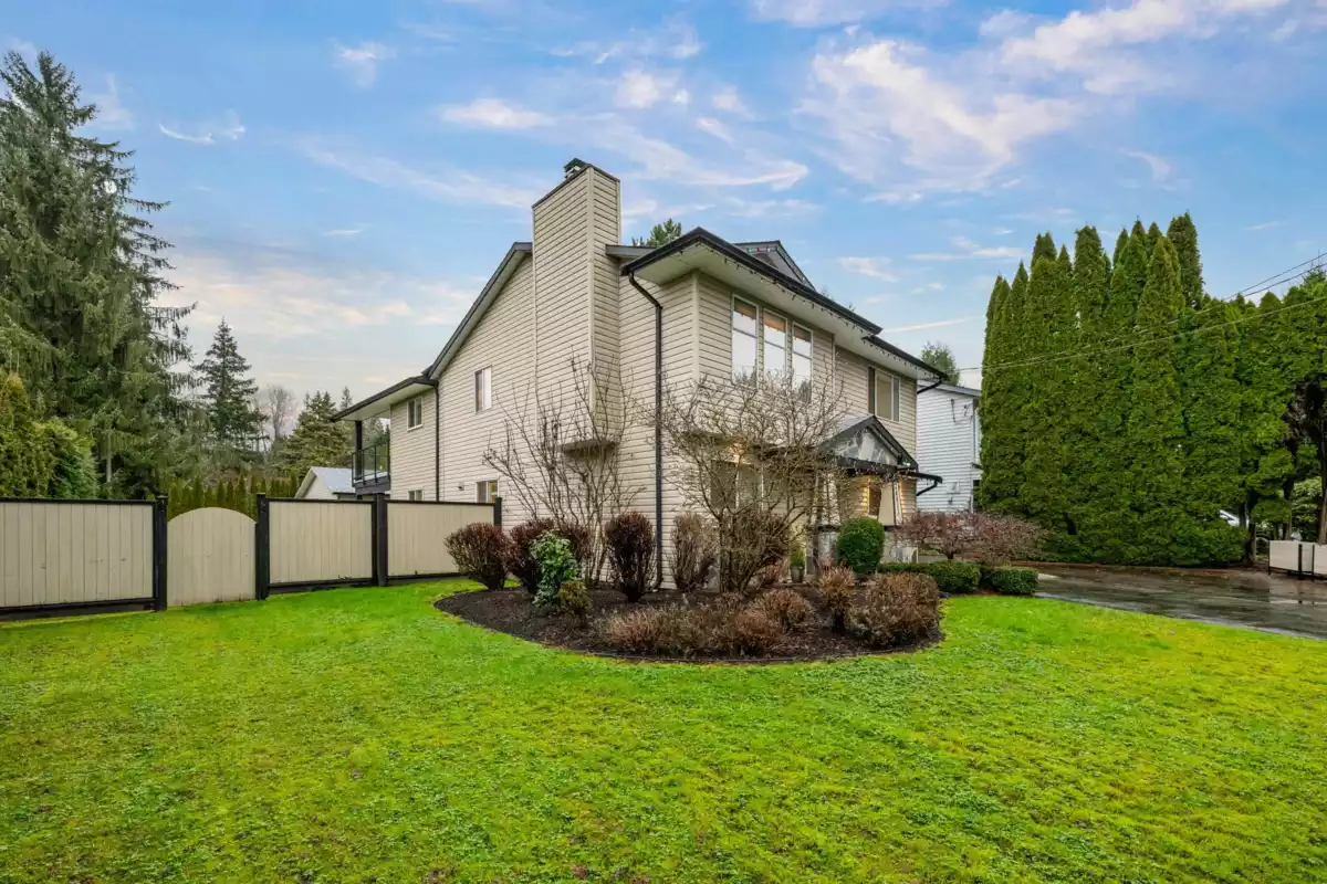 Community Amenities Photo (Clubhouse) of 24813 122 Avenue, Maple Ridge, BC