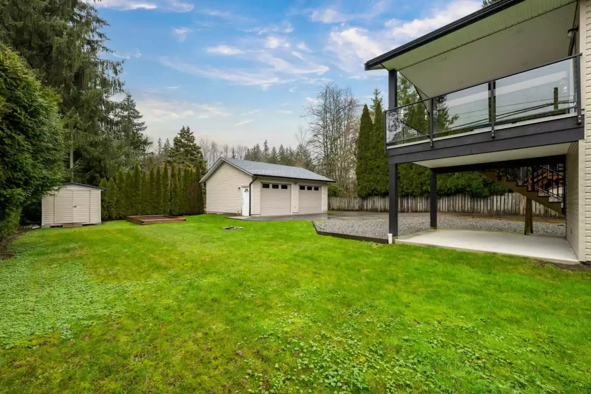 Garage Interior Photo of 24813 122 Avenue, Maple Ridge, BC