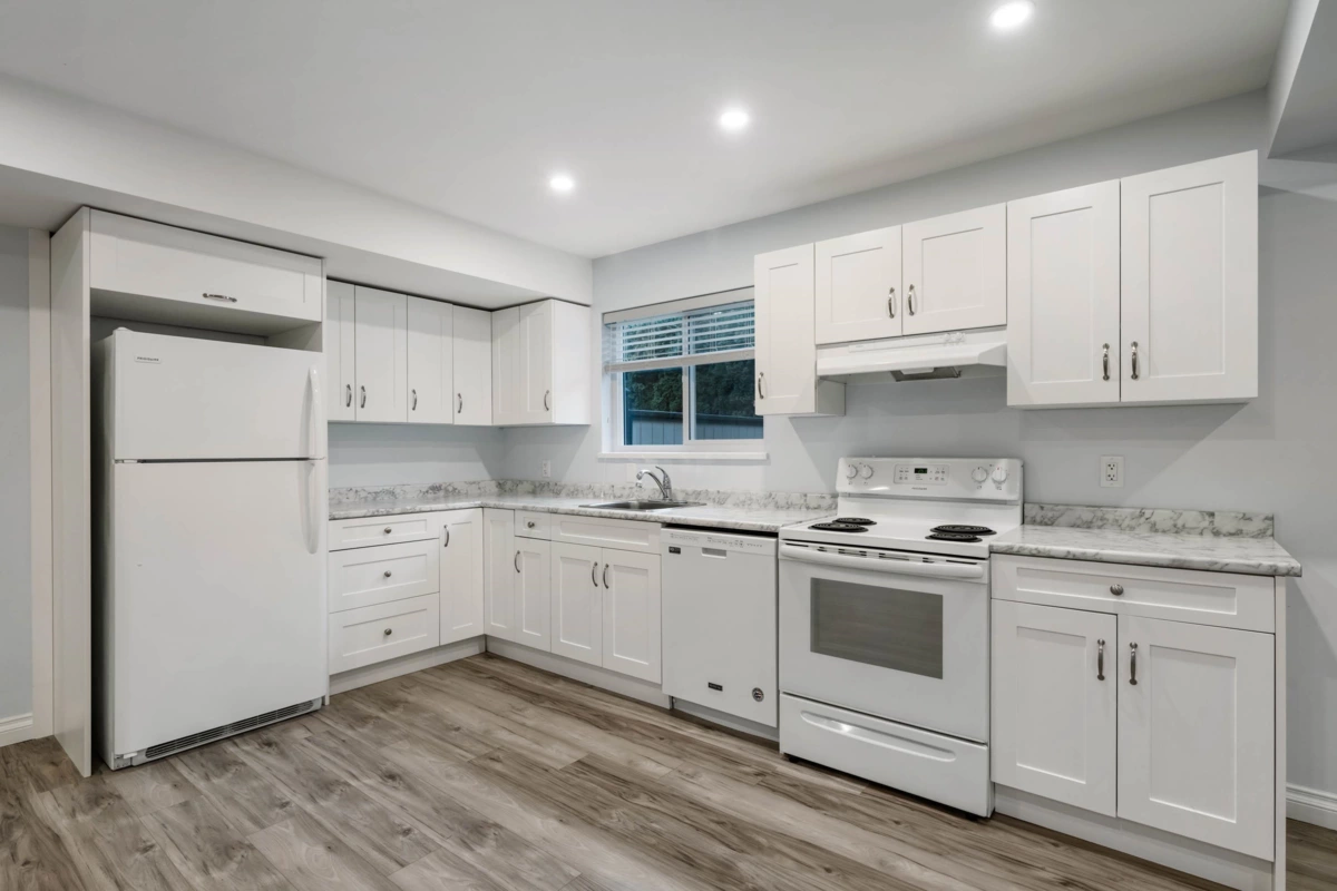 Mudroom Photo of 24813 122 Avenue, Maple Ridge, BC