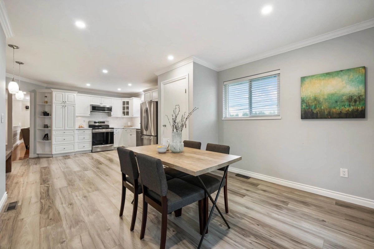 Primary Bedroom Photo of 24813 122 Avenue, Maple Ridge, BC