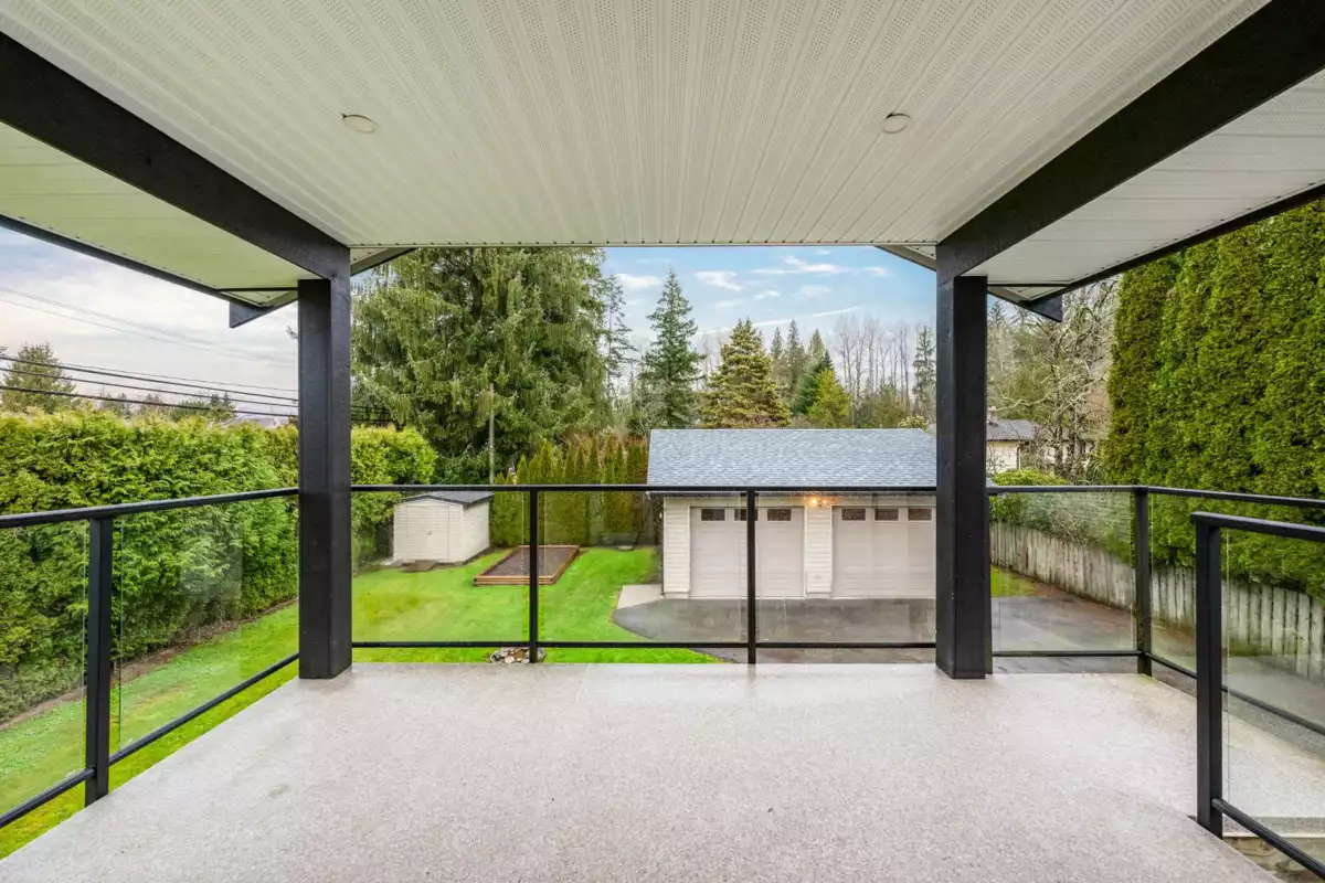 Walk-In Closet Photo of 24813 122 Avenue, Maple Ridge, BC