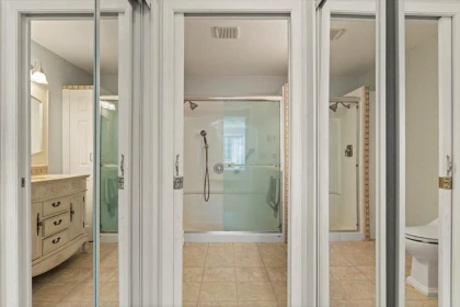 Basement Recreation Room Photo of 4 1450 Mccallum Road, Abbotsford, BC