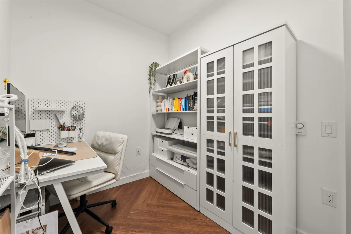 Kitchen Photo of 411 3229 St Johns Street, Port Moody, BC