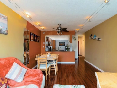 303 14881 103a Avenue, Surrey, BC