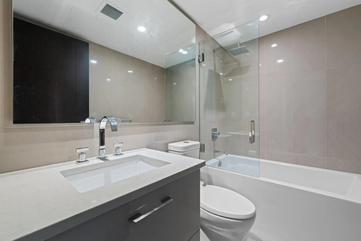 Backyard Photo of TH210 210 Salter Street, New Westminster, BC