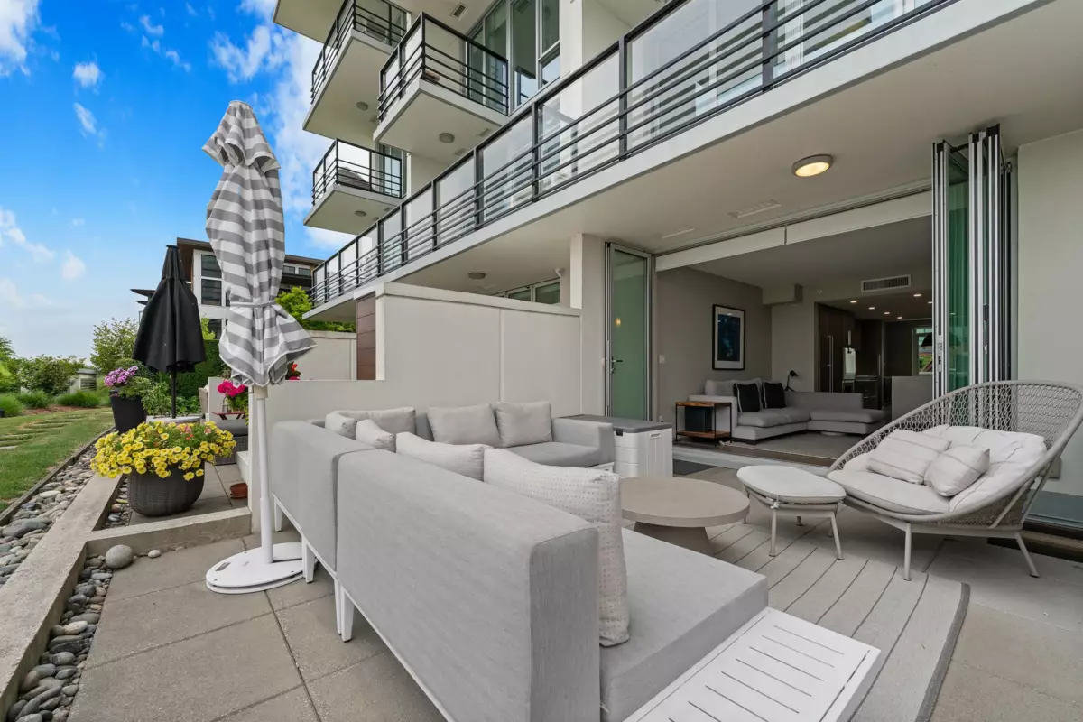 Powder Room Photo of TH210 210 Salter Street, New Westminster, BC