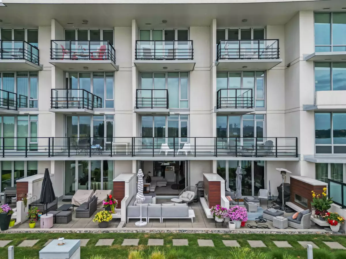 Swimming Pool Photo of TH210 210 Salter Street, New Westminster, BC