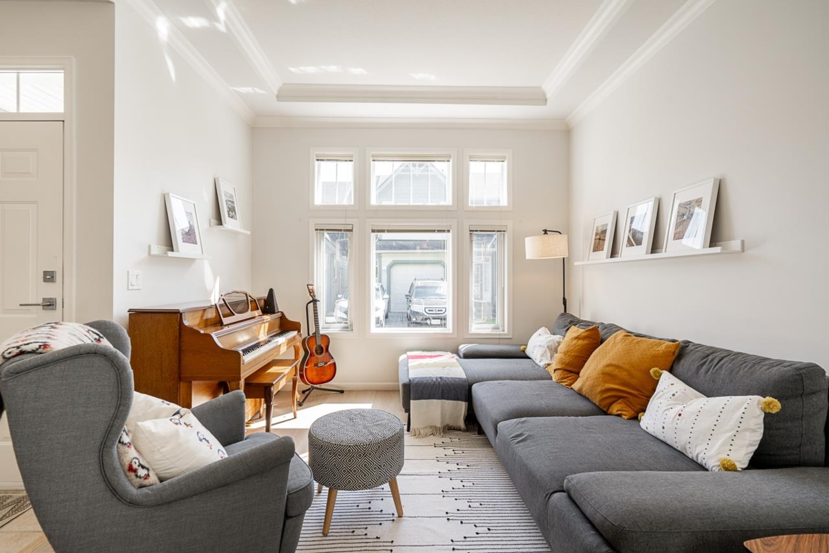 Family Room Photo of 11 6177 169 Street, Surrey, BC