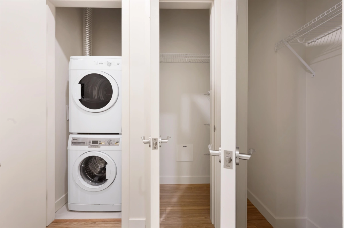 Basement Recreation Room Photo of 3206 6383 Mckay Avenue, Burnaby, BC