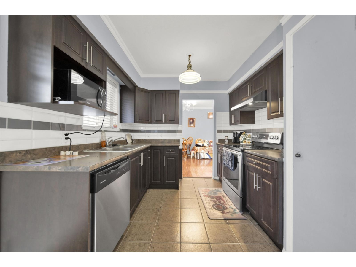 Bedroom 3 Photo of 12627 58 Avenue, Surrey, BC