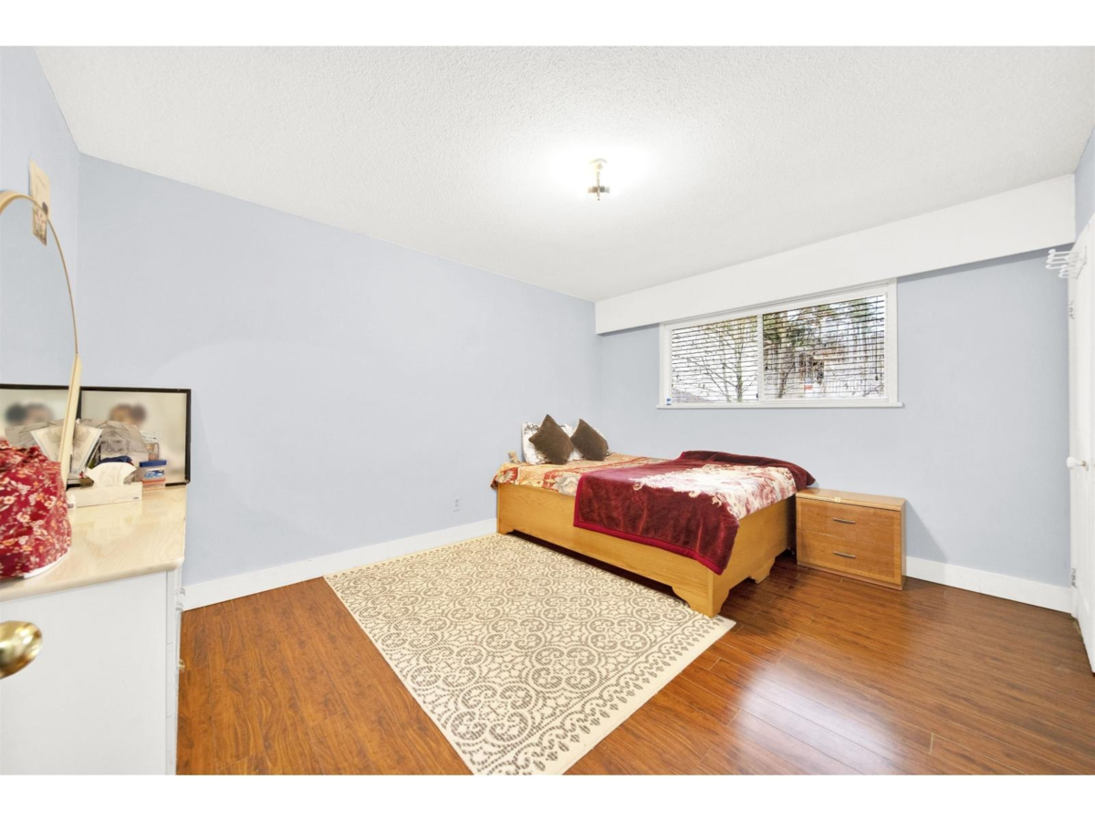 Mudroom Photo of 12627 58 Avenue, Surrey, BC