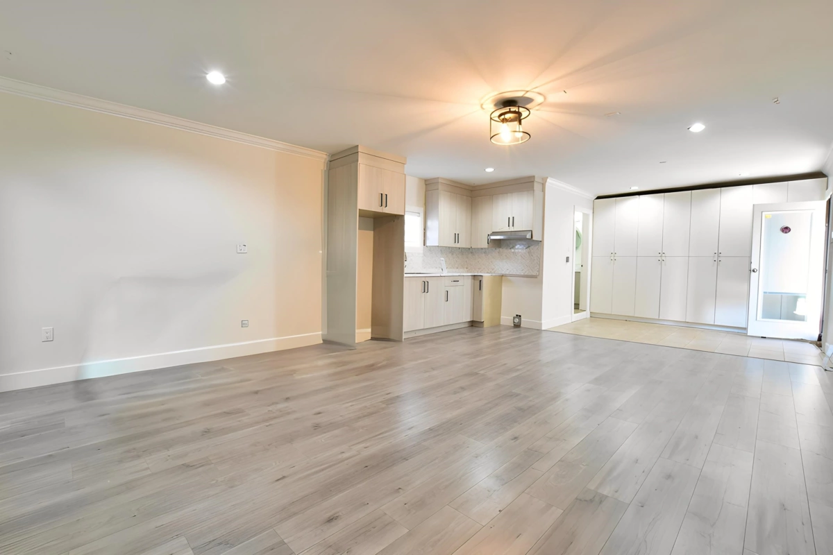 Laundry Room Photo of 20572 43 Avenue, Langley, BC