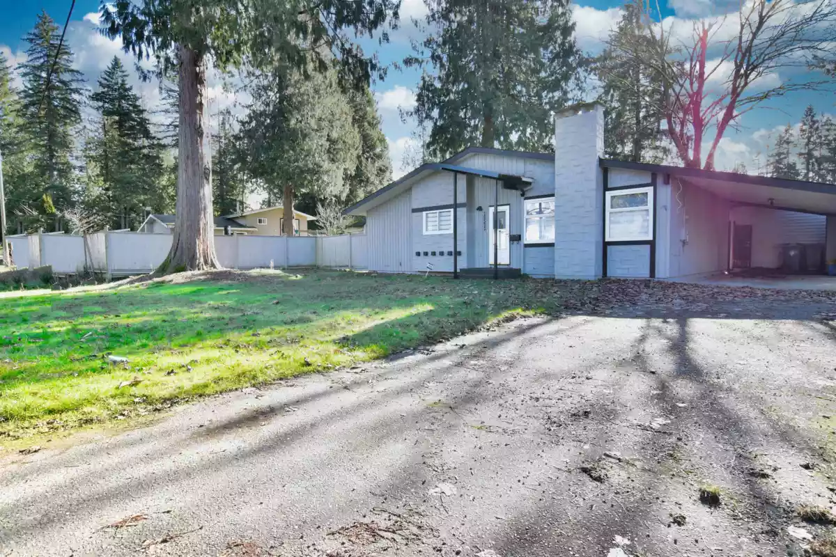 Neighborhood Park Photo Near 20572 43 Avenue, Langley, BC