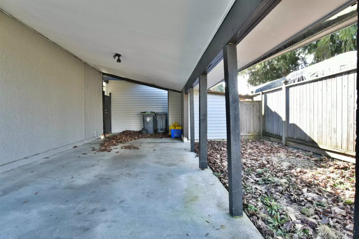 Outdoor Patio Photo of 20572 43 Avenue, Langley, BC